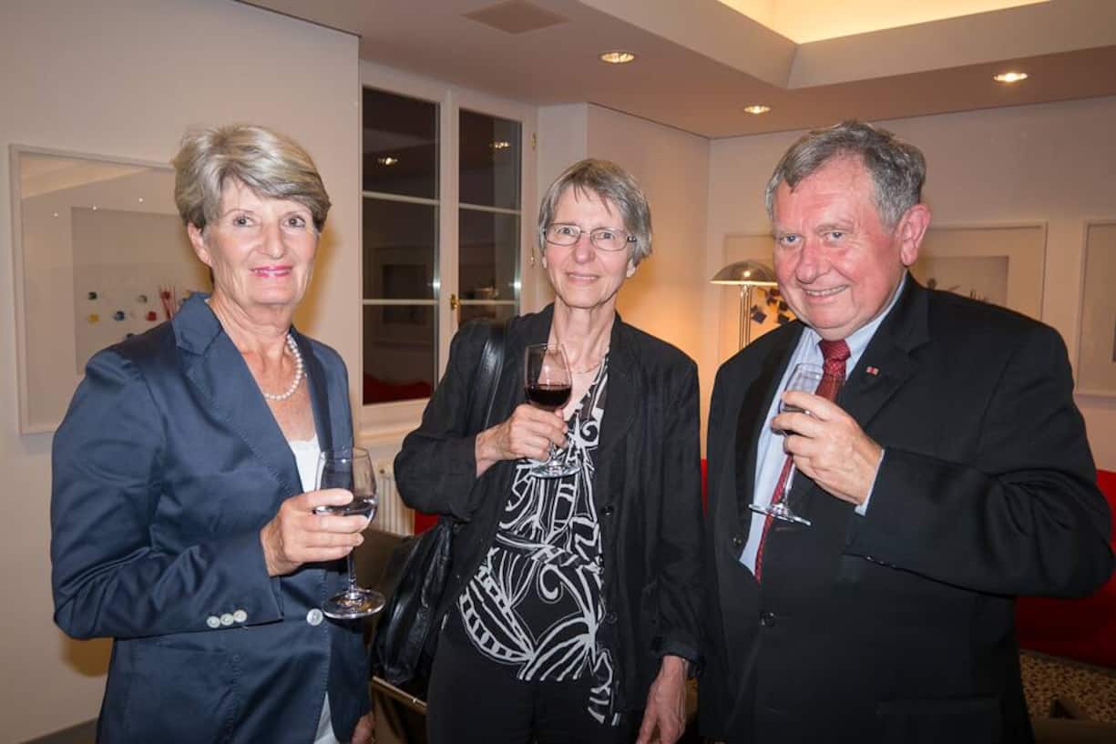 Brigitte Schönenberger; Regula Schmitt, Aerztin; Werner Schmitt, ehemaliger Direktor der Musikschule Konservatorium Bern