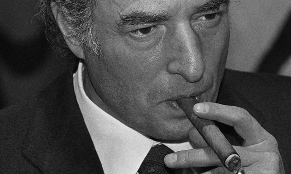 1974 gründete er mit Compagnons sein eigenes Rohstoffunternehmen, die «Marc Rich + Co AG» mit Hauptsitz im schweizerischen Zug.