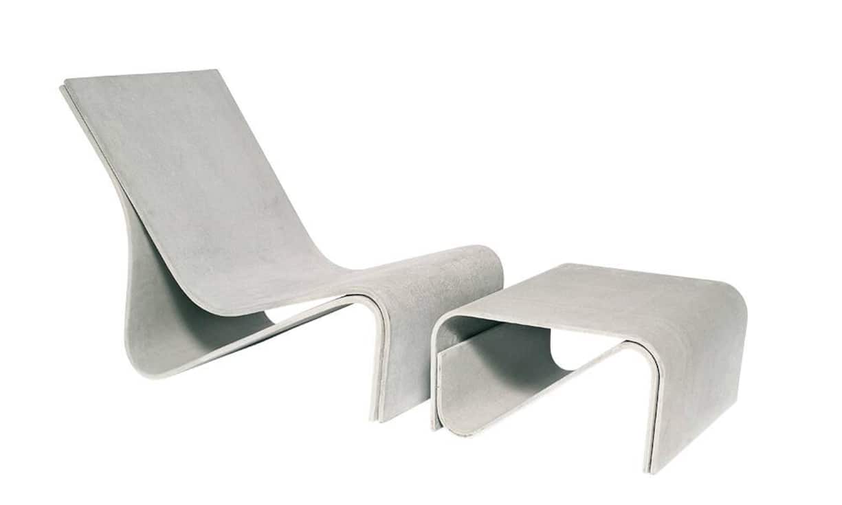 Zeitlose, klassische Pflanzengefässe, Möbel und Accessoires aus Faserzement präsentiert Eternit an der Giardina. Sie werden in der Eternit-Manufaktur von Hand gemacht. (Halle 3, Stand B05)