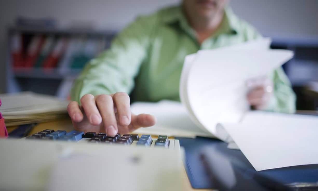 Der Informationsaustausch treibt reuige Steuersünder in Rekordhöhen zum Fiskus. Für die Kantone ergibt das zusätzliche Steuereinnahmen in Höhe von 370 Millionen Franken. Ein Überblick wie viele Selbstanzeigen die einzelnen Kantone 2016 im Vergleich zu 2015 zählen und wie hoch die dadurch erzielten zusätzlichen Steuereinnahmen sind: