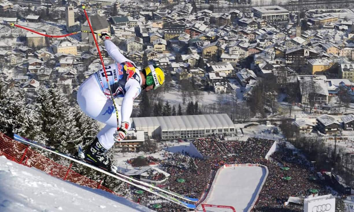 Kitzbühel, Österreich: Seit jeher eines der beliebtesten Winter-Destinationen für die Schönen und Reichen. Zu den Stammgästen im österreichischen Skigebiet gehören unter anderem Fürst Albert von Monaco, Uschi Glas, Franz Beckenbauer sowie der Swarovski-Clan.