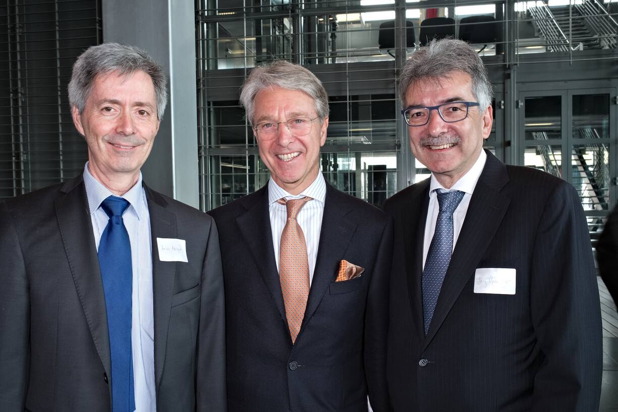 Lucas Metzger, Stv. Geschäftsführer, esisuisse; Herbert Scheidt, Präsident, Schweizerische Bankiervereinigung; Jürg Gutzwiller, Präsident, Verband Schweizer Regionalbanken