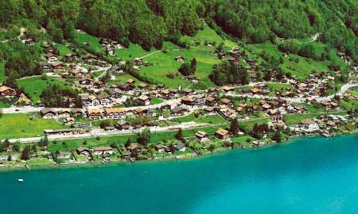 Die günstigsten Areale am See befinden sich in Niederried am Brienzersee
