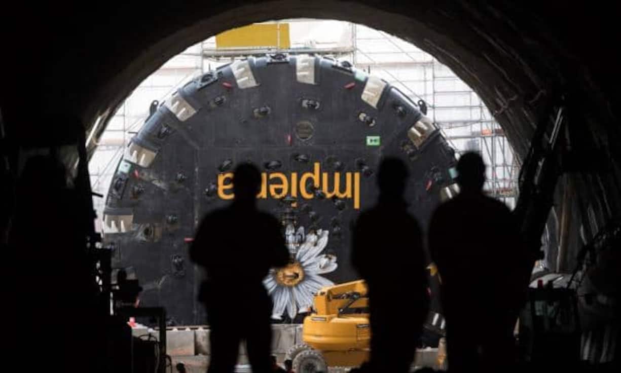 Der Baukonzern Implenia streicht Jobs in der Region Bern, Basel und Südostschweiz. Die Rede ist von Überkapazitäten im Tiefbau und einem Abbau in zweistelliger Höhe.