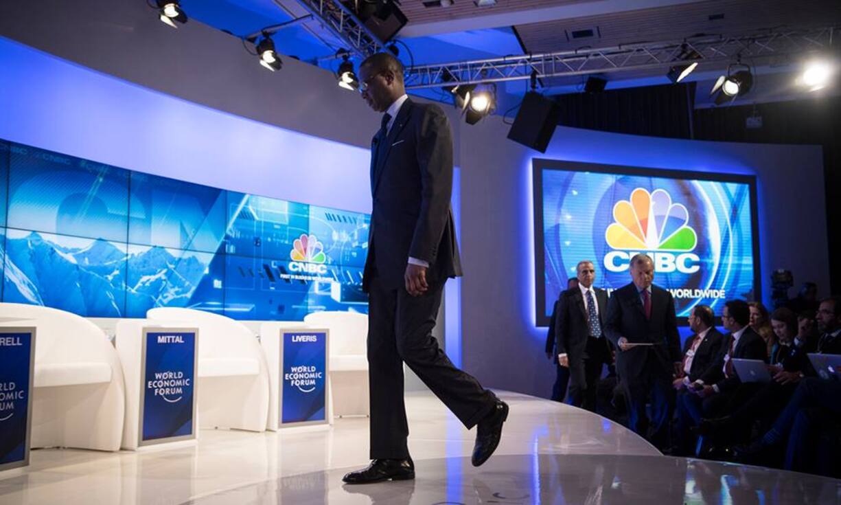 Ebenfalls Platz auf der grossen Bühne nimmt CS-CEO Tidjane Thiam.