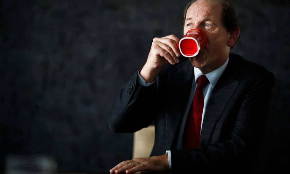 Die Liste der grössten Arbeitgeber wird von Nestlé (im Bild: Firmenchef Paul Bulcke) mit 333'000 Beschäftigen deutlich angeführt.Keystone