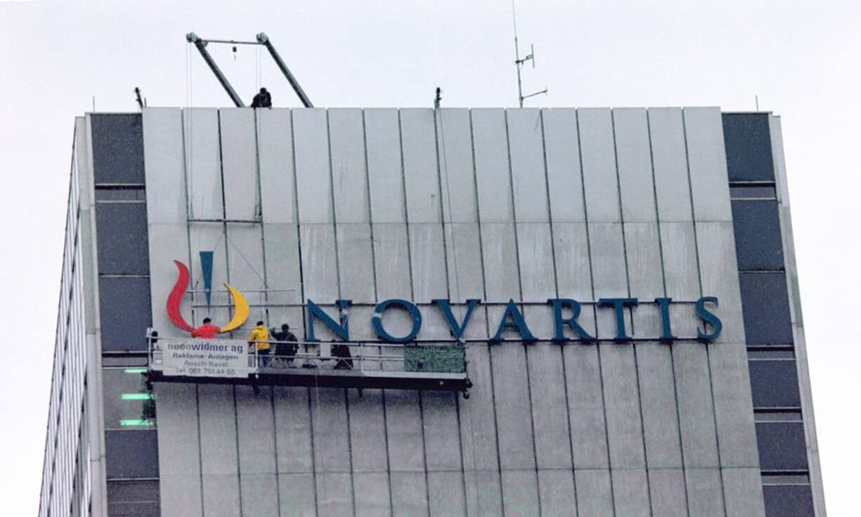 Bei den von J.P. Morgan beobachteten Einzelwerten werden 36 Titel als besonders kaufenswert herausgestrichen, acht davon wird ein Kurspotenzial von mehr als 30 Prozent zugebilligt. Die acht Top-Picks:Novartis: Den Baslern wird ein Kursplus von 32 Prozent zugetraut. Nebst der Hoffnung auf gute Nachrichten zur Produkt-Pipeline wird auch erwartet, dass sich die Bedenken beim im 2015 eingeführten Herzmedikament Entresto legen werden.