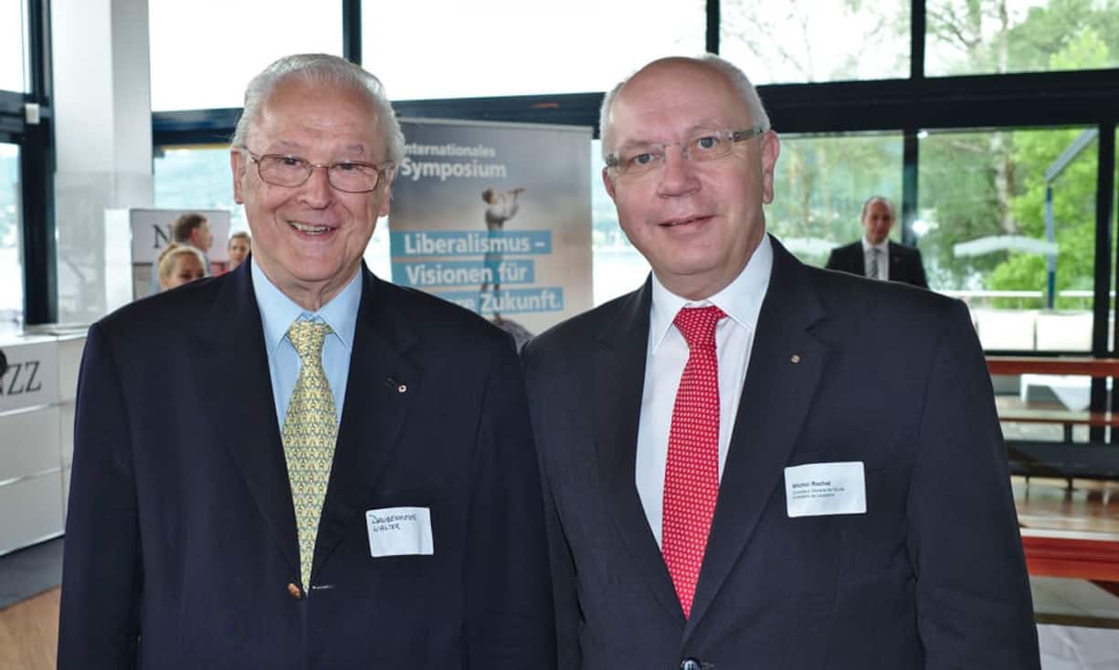 Walter Daubenmeier, President of the EHL's Scholarship Commission, Ecole Hotelière Lausanne;
Michel Rochat, General Director, Ecole Hotelière Lausanne