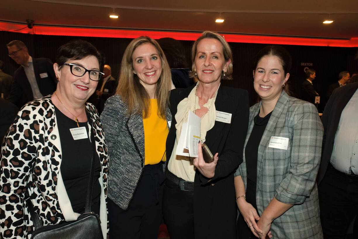 Sonja Bietenhard, Strategie-Beratung;Nadine Zollinger, upc;Therese Wenger, sunrise;Alexandrea Bini, upc