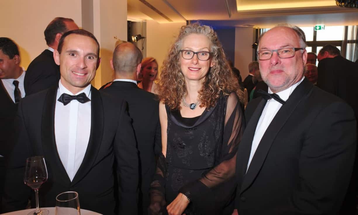 Jose Manuel Feijoo, COO, Geosatis SA;
Beatrice Cornaz;
Claude R. Cornaz, CEO, Vetropack Holding AG