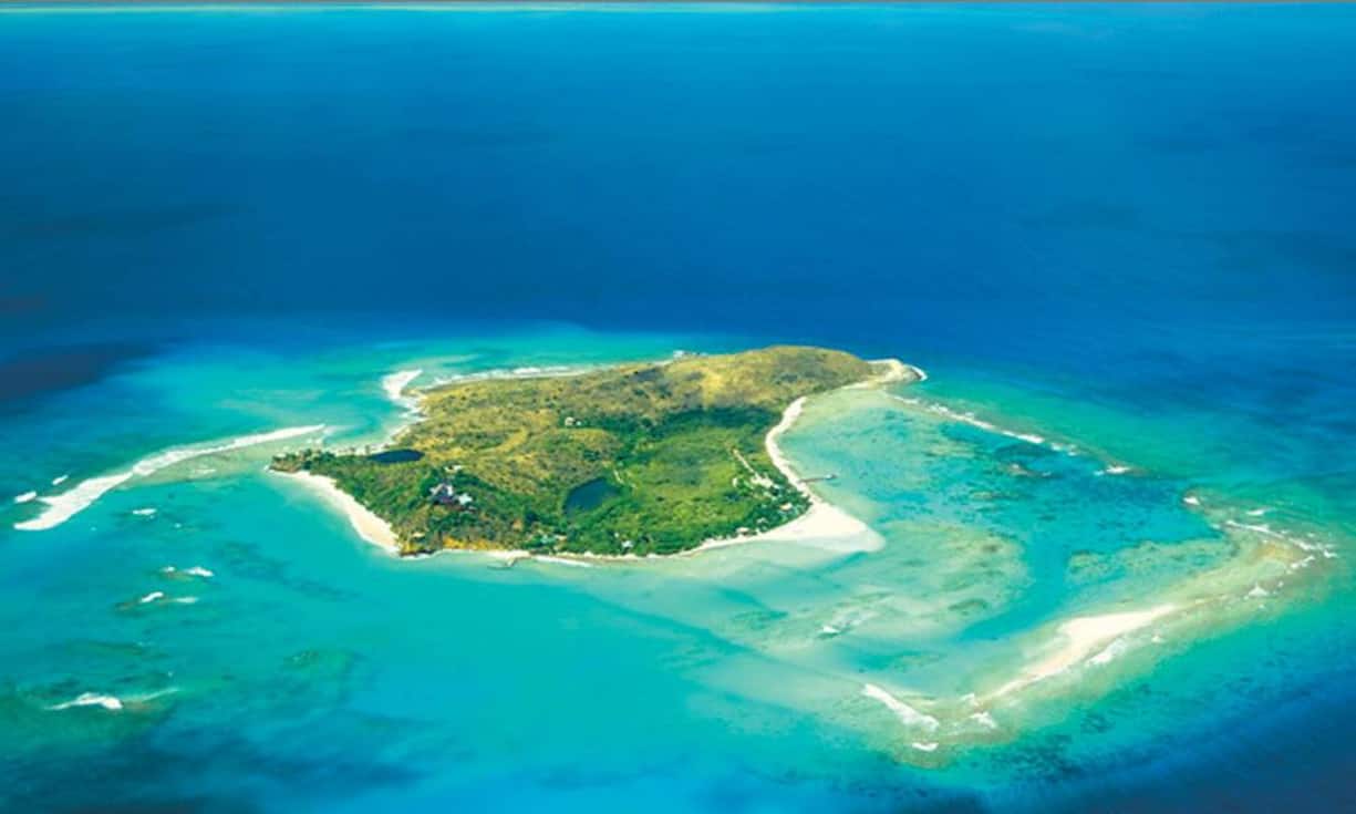 Pro Nacht zahlt man für die gesamte Insel etwa 37.000 Euro. Das beinhaltet einen Service, der alles bietet, was das Luxus-Herz begehrt.