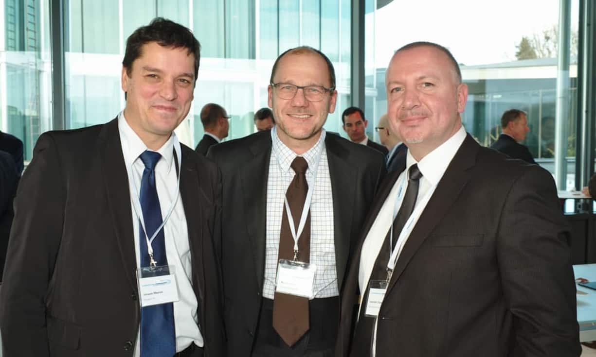 Jacques Mauron, Directeur Distribution Energie, groupe e;
Philippe Durr, Directeur, Romande Energie Commerce SA;
Laurent Cherbut, Responsable Grands comptes, Services Industriels de Genève