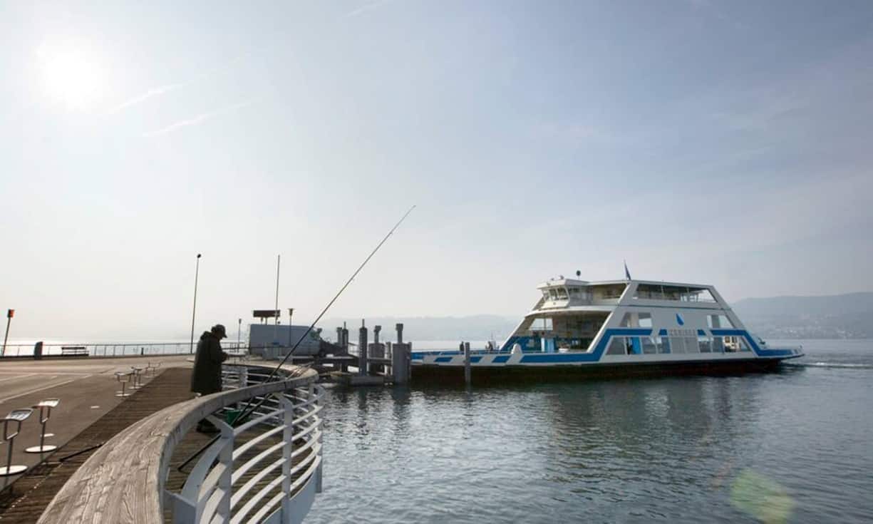 In Zusammenarbeit mit Wüest Partner hat «Bilanz» 162 Schweizer Städte in puncto Lebensqualität auf Herz und Nieren geprüft. Bewertet wurden elf Faktoren wie Gesundheit und Sicherheit, Einkaufsinfrastruktur und Mobilität. Das sind die 15 attraktivsten Schweizer Städte:Platz 15: Horgen Vor allem die hohe Steuerattraktivität (Rang 6) macht die Gemeinde am Zürichsee interessant. Weniger gut ist die Einkaufsstruktur für den 20'000-Seelen-Ort (Rang 124). Keystone