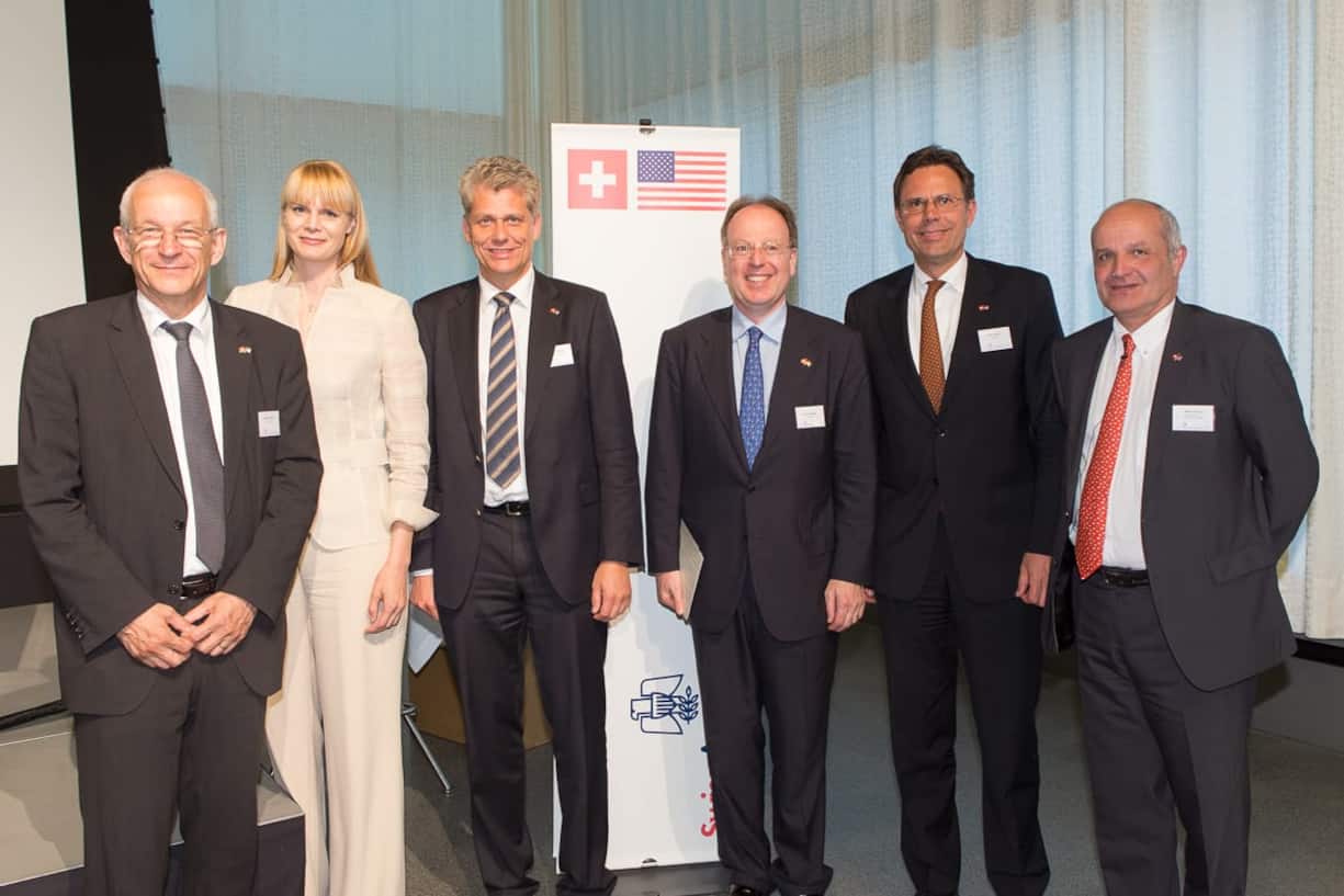 Ralph A. Eichler, President ETH Zürich; Annabelle R. Hett, Managing Director, Swiss Re; Harry Hohmeister, CEO, Swiss International Air Lines; André Kudelski, CEO Kudelski SA; Chris Johnson, Nestlé; Martin Naville, CEO, Swiss-American Chamber of Commerce