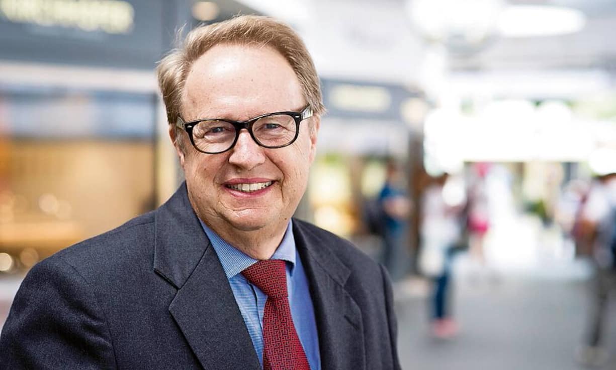 «Bilanz» hat die wichtigsten Personen der Schweizer Wirtschaft ermittelt und sie auf je zehn Namen in zehn Branchen verdichtet. Dabei sind viele neue Namen hinzugekommen - ingsesamt 39. Eine Auswahl, wer im «Who is who» neu ist: Im Bereich Uhren ist Jürg Kirchhofer neu. Denn geht es um chinesische Touristen in der Schweiz, kommt man um ihn nicht herum. 10'0000 Chinesen stehen pro Woche in seinen Läden.