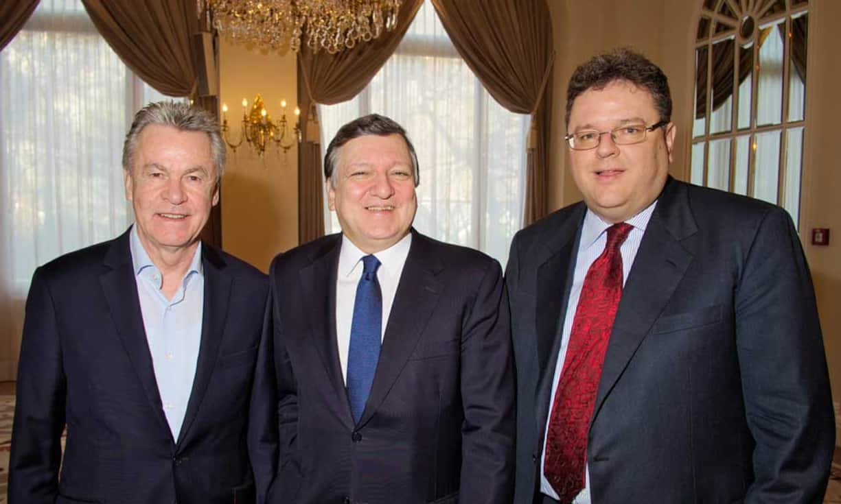 Ottmar Hitzfeld, Fussballtrainer-Legende;
José Manuel Barroso, Präsident der Europäischen Kommission 2004-2014;
Oliver Stoldt, Gastgeber Bilder: Markus Senn