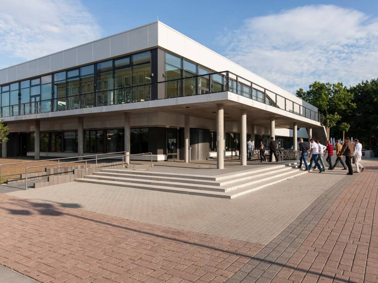 Platz 7HHL Leipzig Graduate School of Management (Deutschland): 78'177 Euro