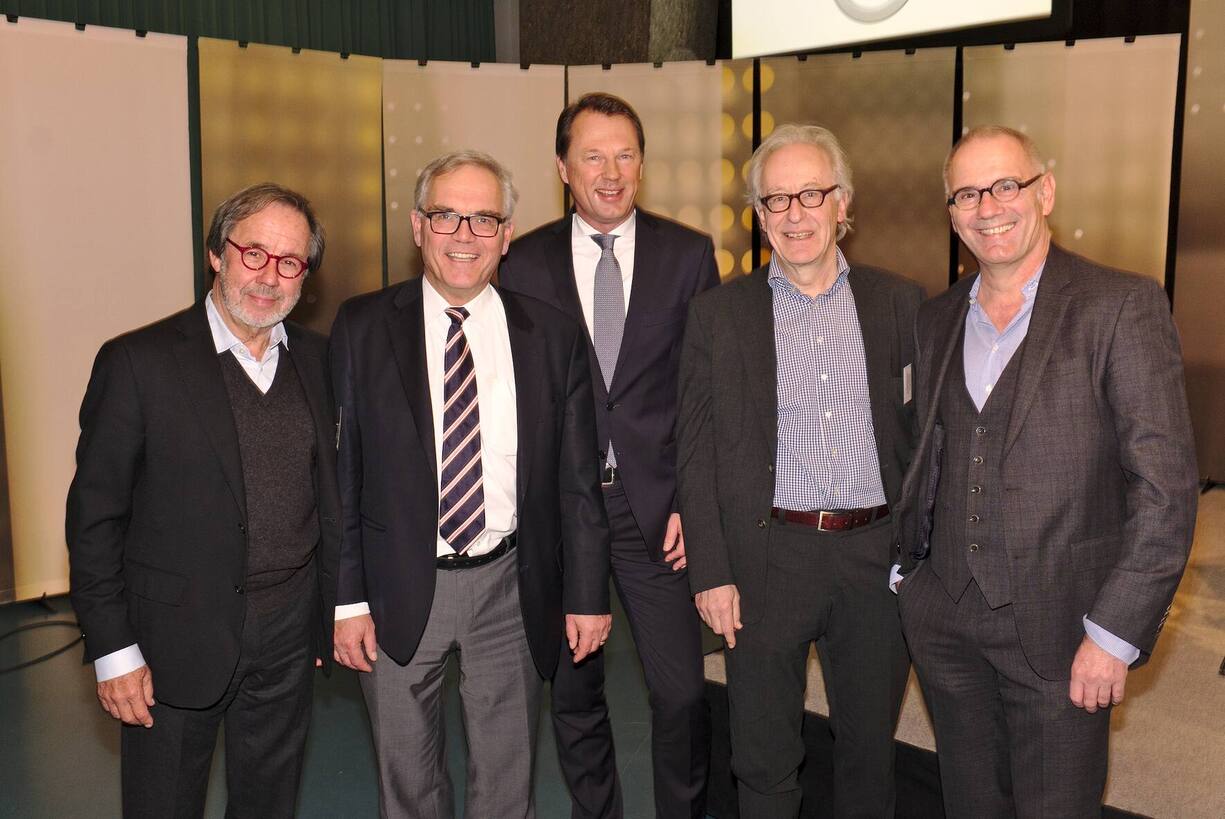 Fünf BILANZ-Chefredakteure in 40 Jahren: Andreas Zgraggen, Peter Hartmeier, Dirk Schütz, Medard Meier und René Lüchinger (v.l.)