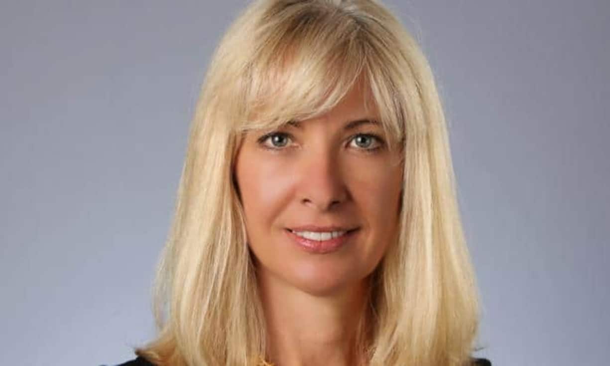 Lara Warner ist wie Gottstein ein Eigengewächs der Credit Suisse. Bisher war sie für Finanzen in der Investmentbank zuständig, in der Geschäftsleitung kümmert sie sich um Compliacne. Sie ist die einzige Frau in dem zwölfköpfigen Team.