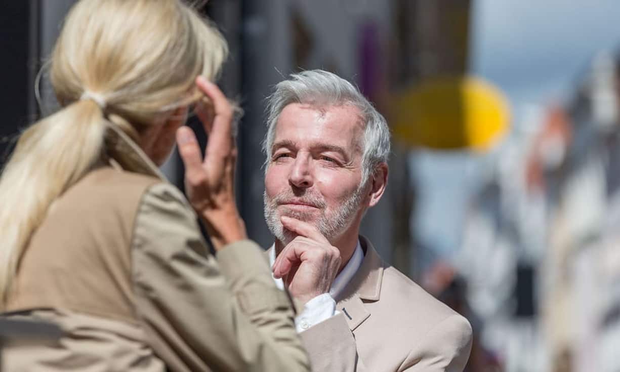 Zwischen der Lärmbelastung in Städten und dem Hörverlust bei Menschen gibt es einen Zusammenhang. Das Unternehmen Mimi Hearing Technologies hat die Lärmbelastung in weltweit 50 Städten ausgewertet und verglichen. Die Daten zeigen die Differenz des Höralters der Teilnehmer im Vergleich zu ihrem tatsächlichen Alter. Der Rang ergibt sich aus der Kombination des Hörverlustes mit der Lärmbelastung. In welchen Städten der Hörverlust am geringsten ist: