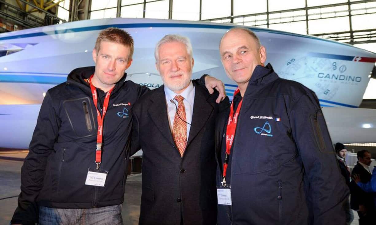 Platz 5: Erben WellaVermögen: 4,5 bis 5 Milliarden FrankenIm sächsischen Rothenkirchen gründete der deutsche Friseur Franz Ströher einst die «Haartüll»-Macherei, woraus der globale Haarpflege- und Kosmetikkonzern Wella entstand. Im Jahr 2003 übernahm der US-Konzern Procter & Gamble die Mehrheit der Wella AG. Vom Erbe Franz Ströhers profitiert der verzweigte Familien-Clan bis heute. Einer von ihnen ist Immo Ströher (Mitte).