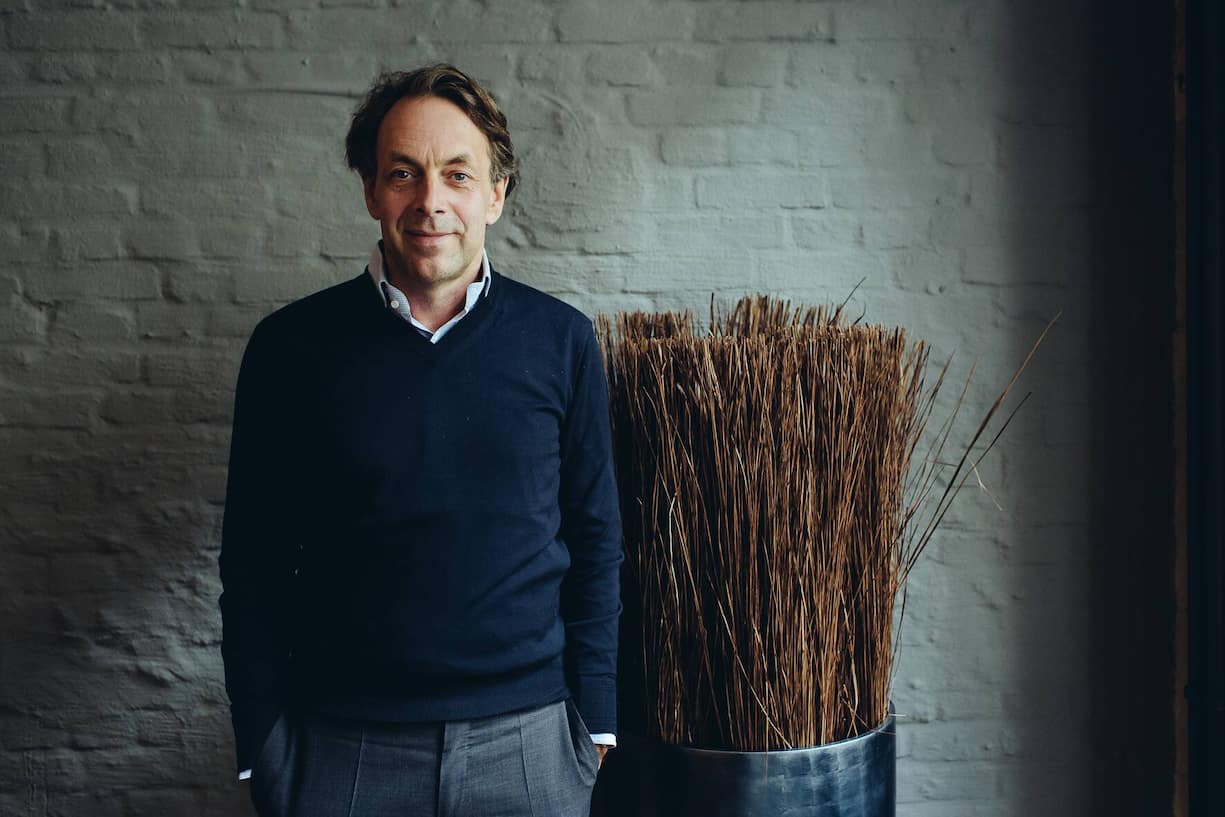 Der Schweizer Investor Klaus Hommels im Portrait in seinem Büro in der Münzstr. 15 in Berlin Mitte. Aufgenommen am 09.10.2017 in Berlin.