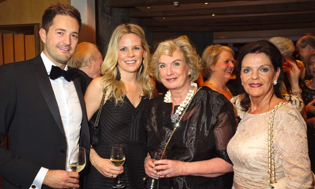 Rasmus Nanhed, Sales Director, Kinnarps AB;
Maria Nanhed;
Marianne Bergengren, Künstlerin;
Susanne Boethius, Inhaberin, executive life design (v.l.)