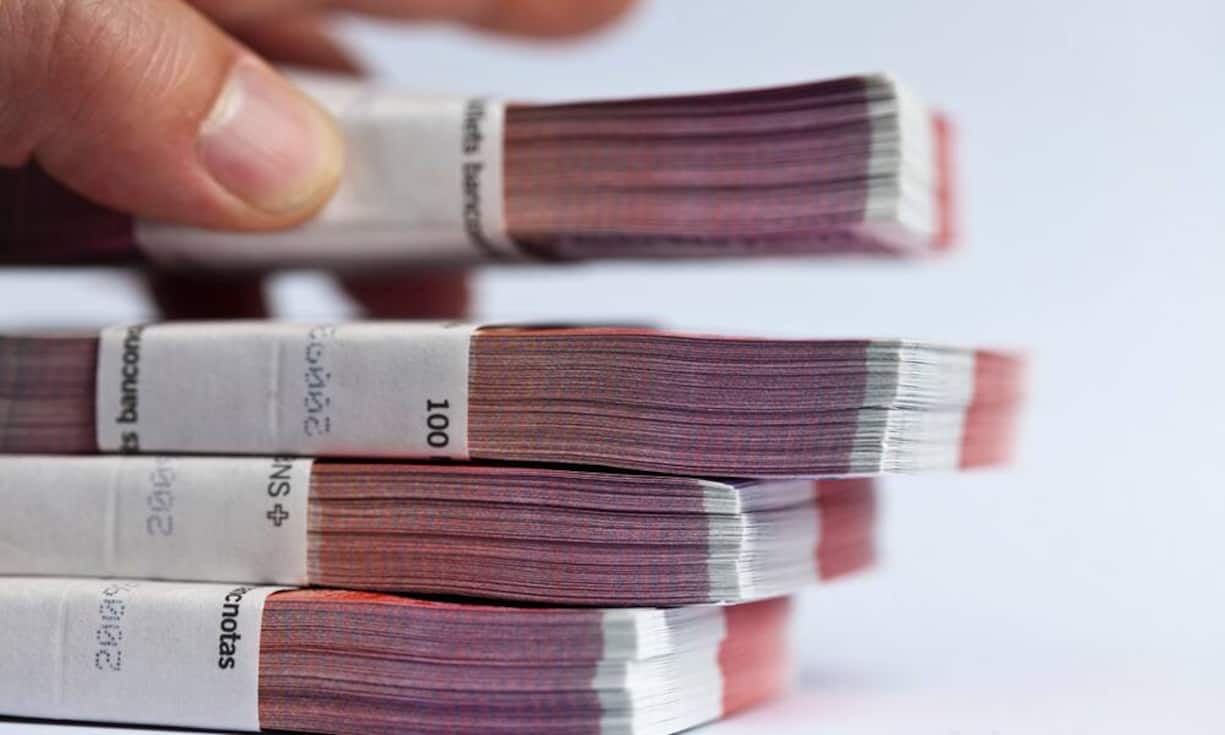 CashUm die Chancen auf den illiquiden Märkten schnell nützen zu können, ist es sinnvoll, Barmittel bereitzuhalten.