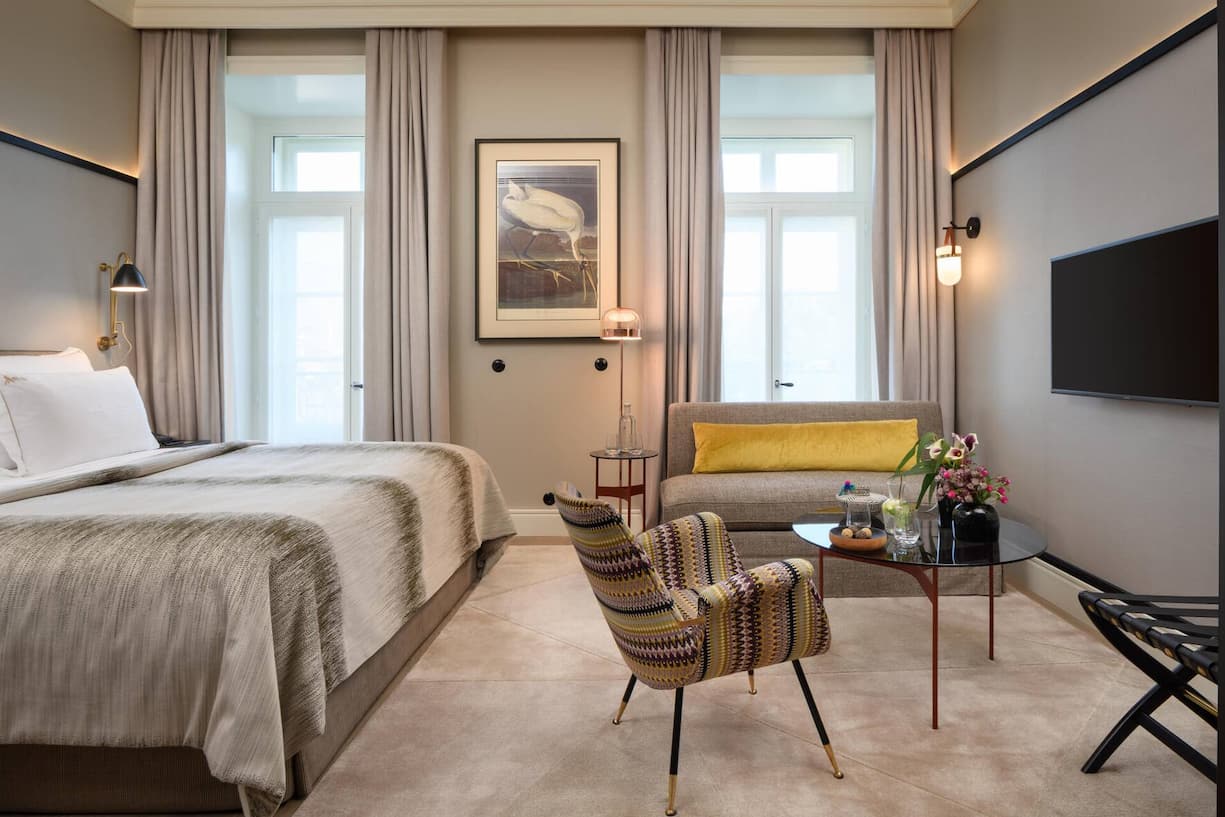 Bairro Alto Hotel
Das Hotel an der Praça Luís de Camões in Lissabon vereint mühelosen Luxus mit Bohème-Flair.