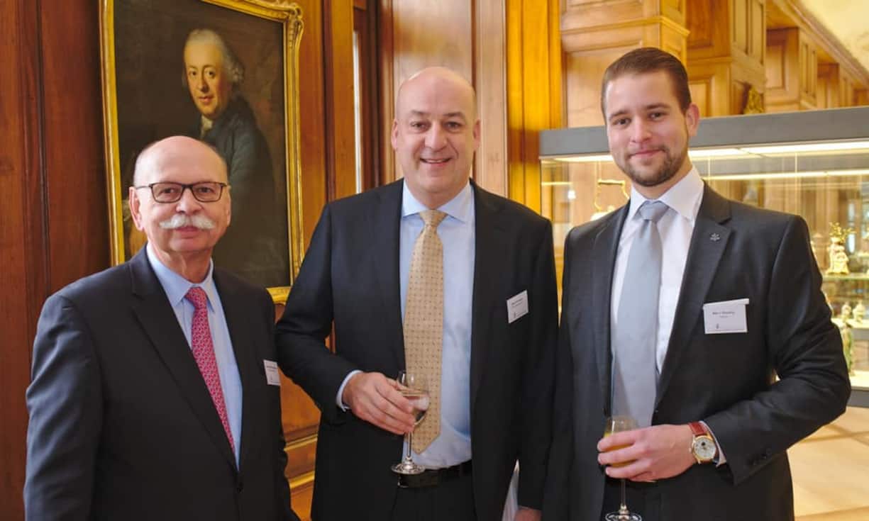 Hans-Christian Steckling, Managing Director, HCS-Consulting
Robert Oudmayer, CEO, Cembra Money Bank AG;
Max C. Steckling, Business Manager, UBS AG;