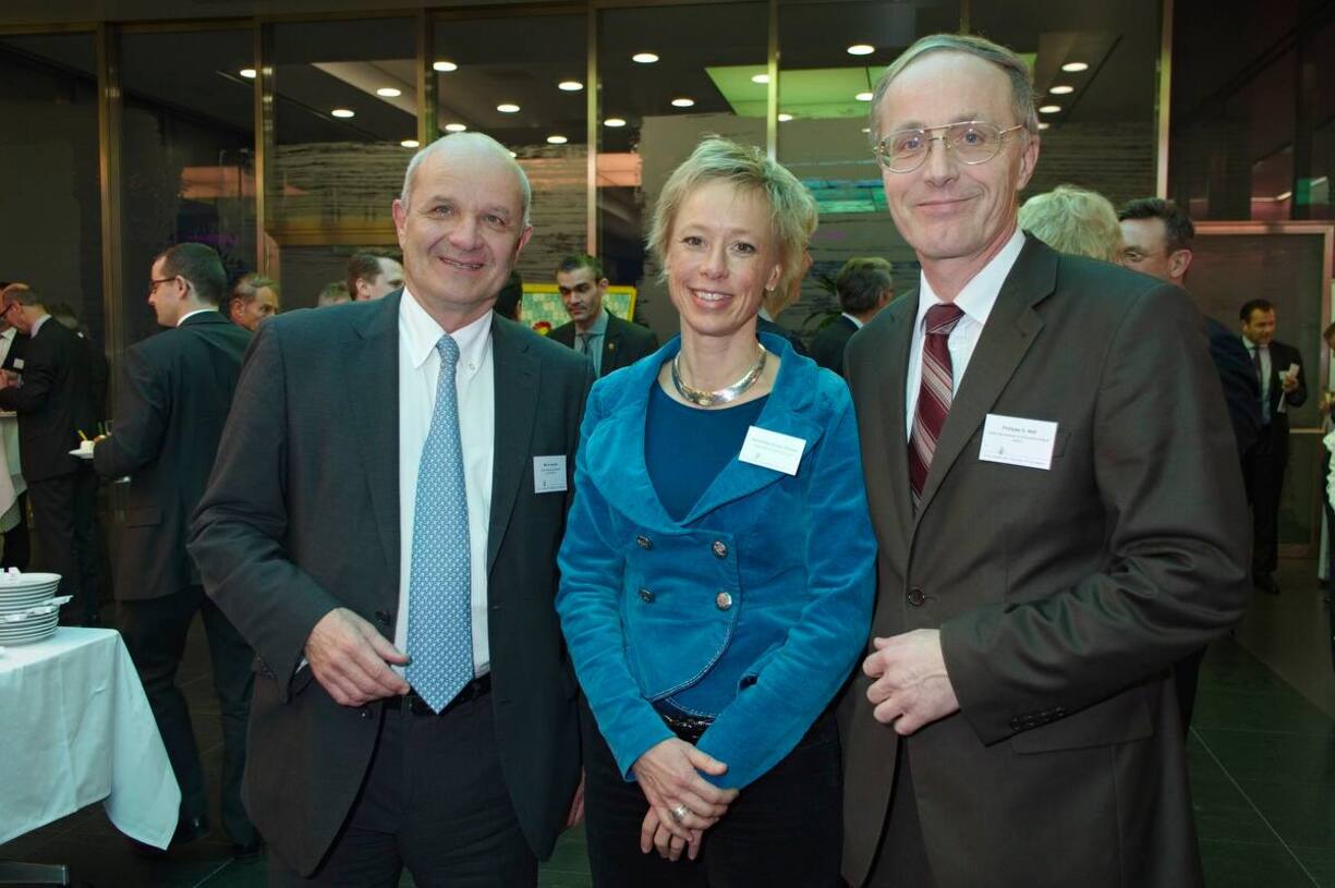 Martin Naville, CEO, AMCHAM; Alexandra Schaer-Schiller, Senior Consultant North America, Switzerland Global Enterprise; Philippe G. Nell, Minister, Head Americas Unit, SECO