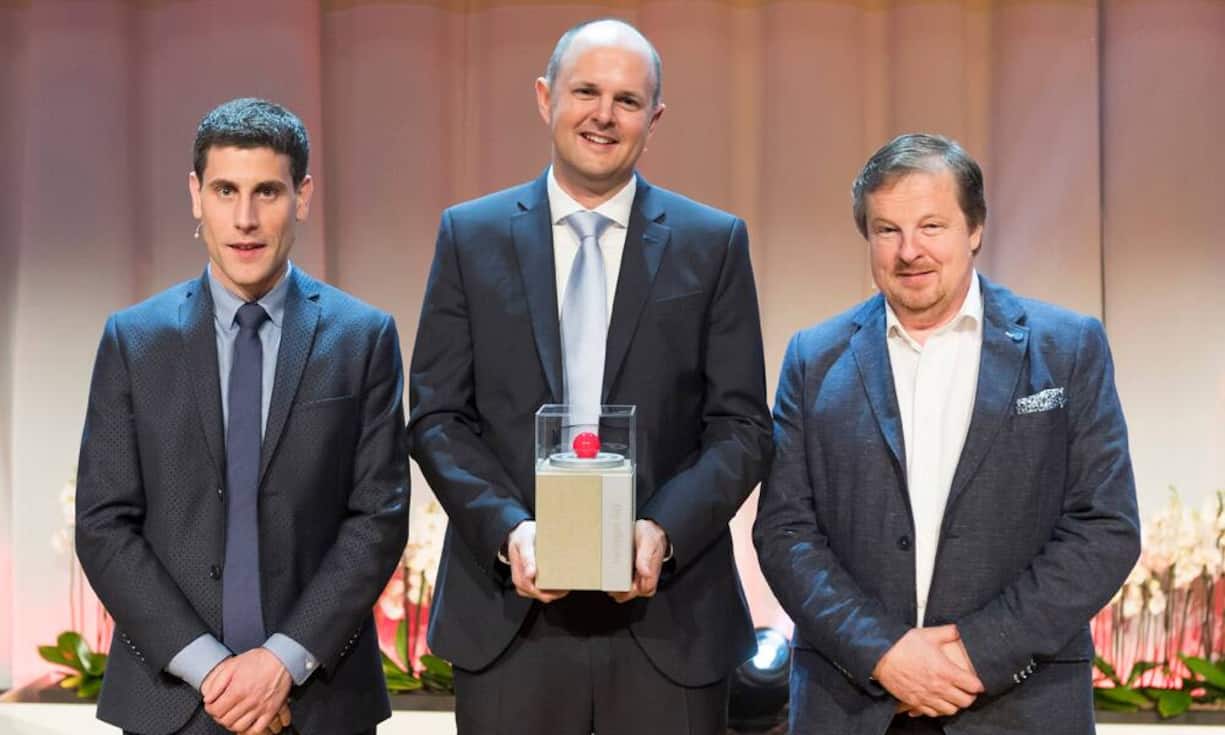 Reto Reist, Geschäftsführer Moser-Baer AG, 2. Platz; Daniel Heiniger, CEO Heiniger AG, 1. Platz; Ernst Kühni, VR-Präsident Kühni AG, 3. Platz