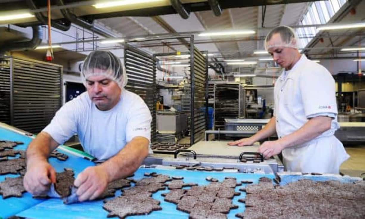 Die Bäckereien von Jowa liefern fertige Brötchen und Teige.