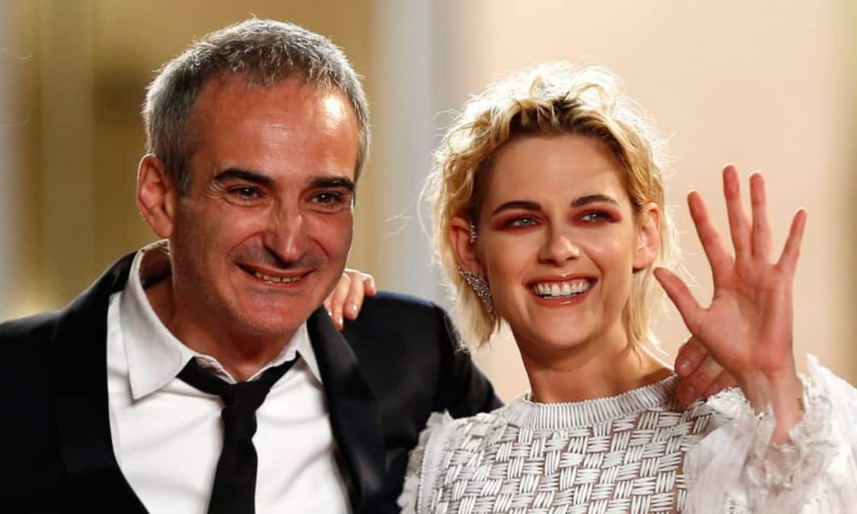 Den Schlusspunkt unter das diesjährige Filmfestival setzt der Film «Personal Shopper». Der Regisseur Olivier Assayas – im Bild mit der Darstellerin seines Films Kristen Stewart – bekommt in Zürich den «A Tribute to...»-Award. Als Retrospektive werden zwölf Filme des Meisters gezeigt.Bilder: Keystone