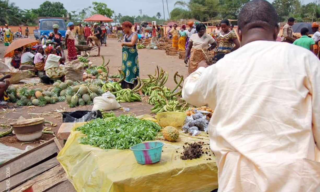 Die Top und Flops unter den Expat-Destinationen:Hier leben ausländische Fachkräfte nur ungern:Auf dem drittletzten Rang landet Nigeria. Dort bemängeln ausländische Arbeitskräfte die schlechte Lebensqualität und die hohen Lebenshaltungskosten.