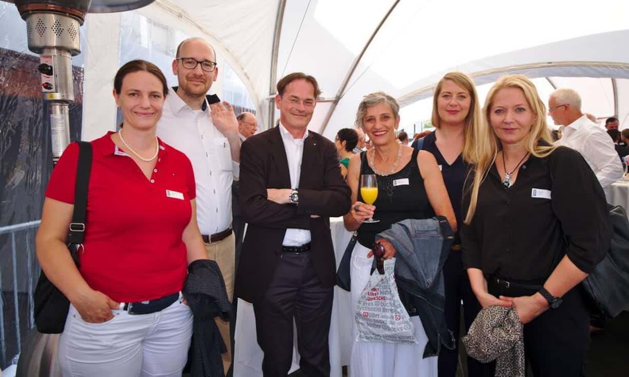 Susanne Koch;
Ingo Koch, Leiter Bauabteilung der Bundesdruckerei Berlin;
Cornelius Keller, Leiter Raiffeisen Unterseen Rhein;
Geri Stolz Keller, Yogalehrerin;
Linda Wortmann, selbständige Architektin;
Sabine Dürfer, Leiterin Messein & Events, Bundesdruckerei GmbH