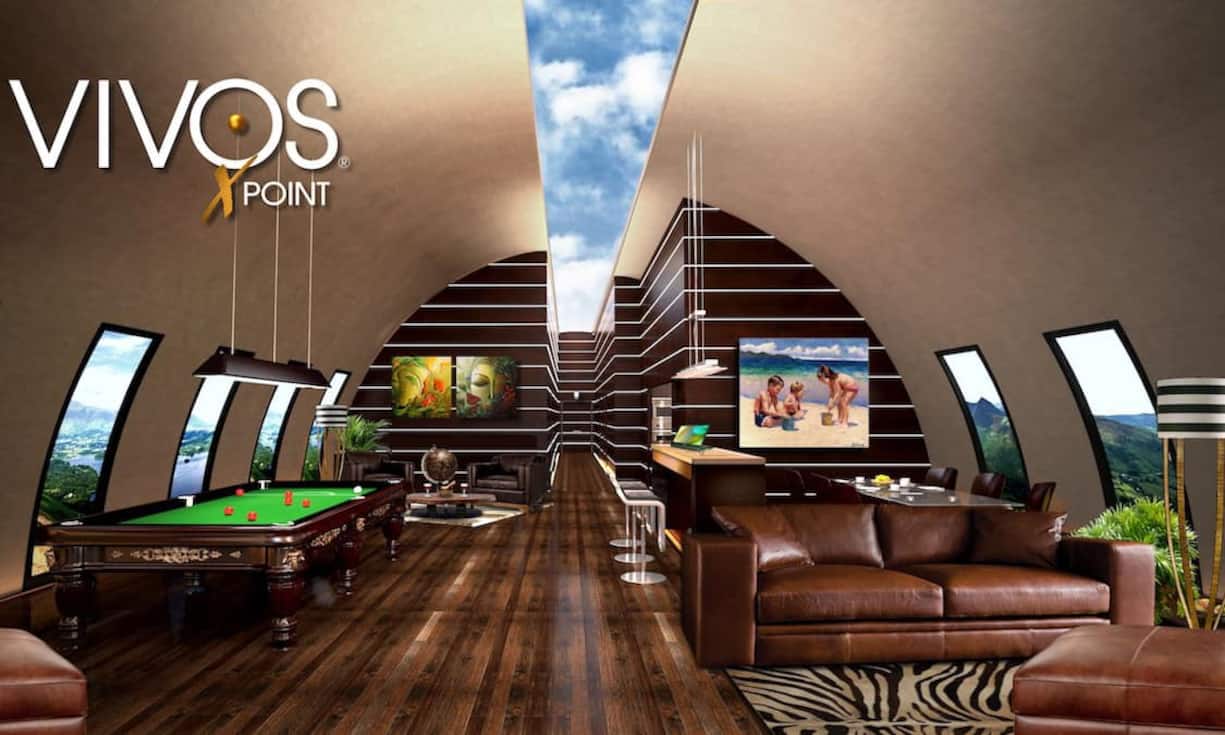 Mehr «freiwillige» Konstruktionen, wie den Bau von Mauern, Böden und Energievorräten könnten noch einmal Kosten von 20'300 Dollar verursachen. Ohne Probleme passen zehn Menschen hier hinein, obwohl einige Käufer sich vielleicht dazu entschliessen, den Bunker in eine Luxus-Suite nur für die engste Familie umzubauen. Diese Animation zeigt, wie LED-Displays vielleicht Fenster ersetzen.