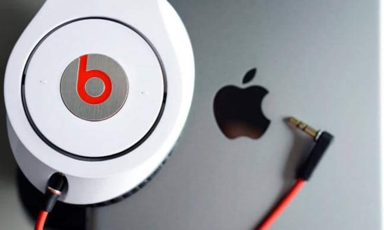 Mit dem milliardenschweren Kauf des US-Kopfhörerherstellers Beats hat sich Apple in diesem Jahr bereit gemacht, für eine grundsätzliche Überarbeitung seines Musik- und Film-Programms iTunes. Zum einen könnte der Streaming-Dienst Beats Musik integriert werden. Zum anderen könnte das Wissen der Beats-Chefs Dr. Dre und Jimmy Iovine für die dringende Auffrischung der mittlerweile etwas in die Jahre gekommene iTunes-Software sorgen.
