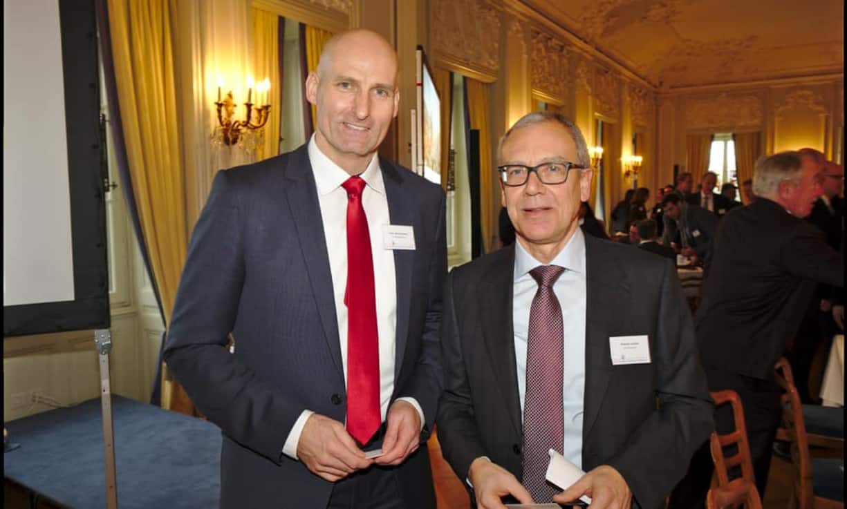 Lars Brickenkamp, TE Connectivity;
Romeo Lacher, Acting Chairman, SIX Group