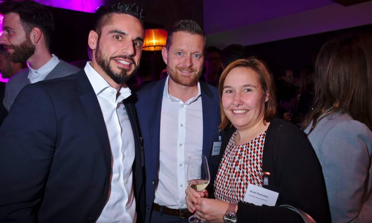 Juan Manuel Fernandez, Leiter Key Account Management, APG/SGA Allgemeine Plakatgesellschaft;
Marcel Baumann, Key Account Berater, APG/SGA Allgemeine Plakatgesellschaft;
Nicole Pfammatter, Director Direct Business & Marketing, Hotelplan Suisse (MTCH)