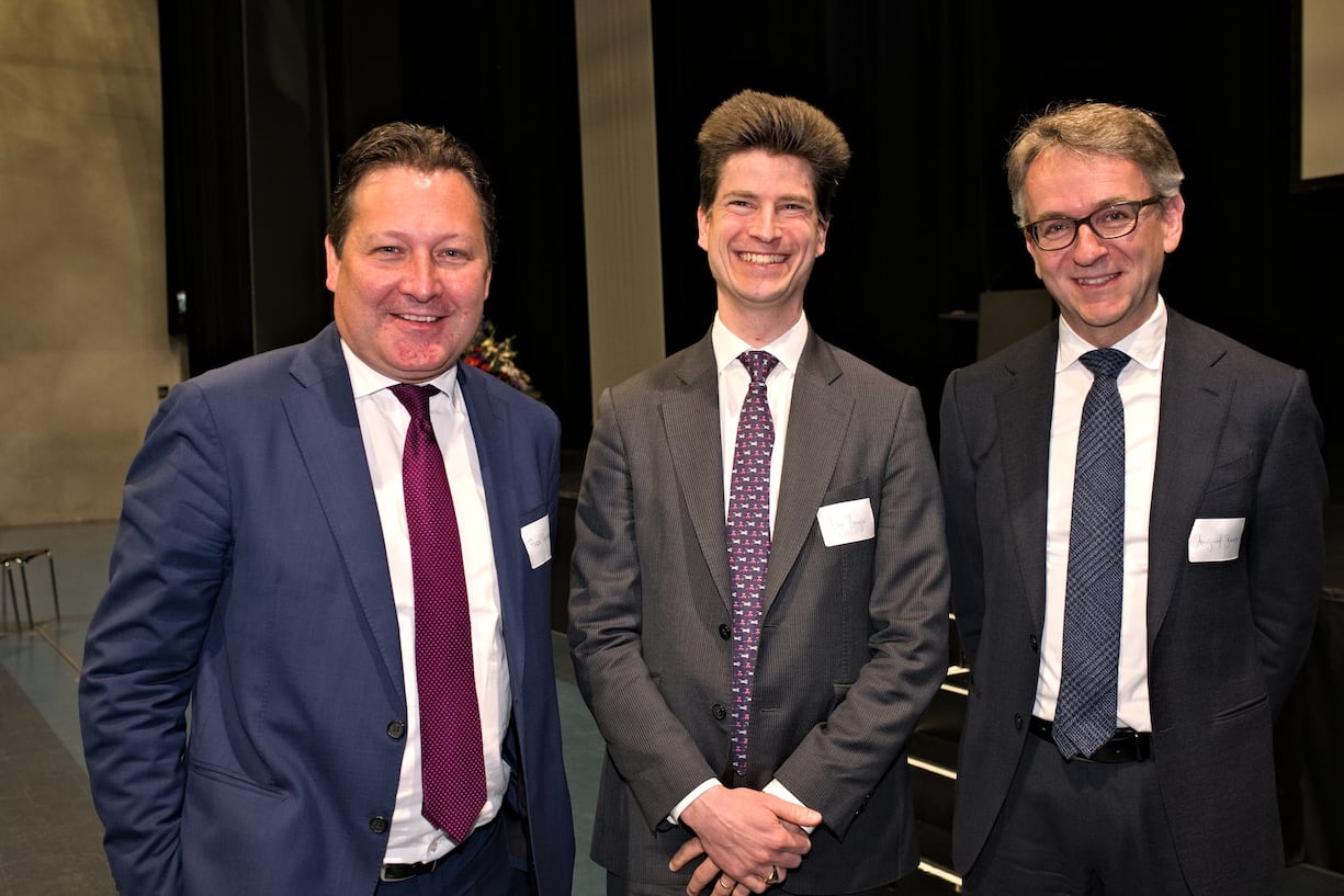 Pascal Gentinetta, Head Public Policy, Bank Julius Baer & Co. AG; Jan Langlo, Direktor, Vereinigung Schweizer Privatbanken; August Benz, Stv. CEO, Schweizerische Bankiervereinigung