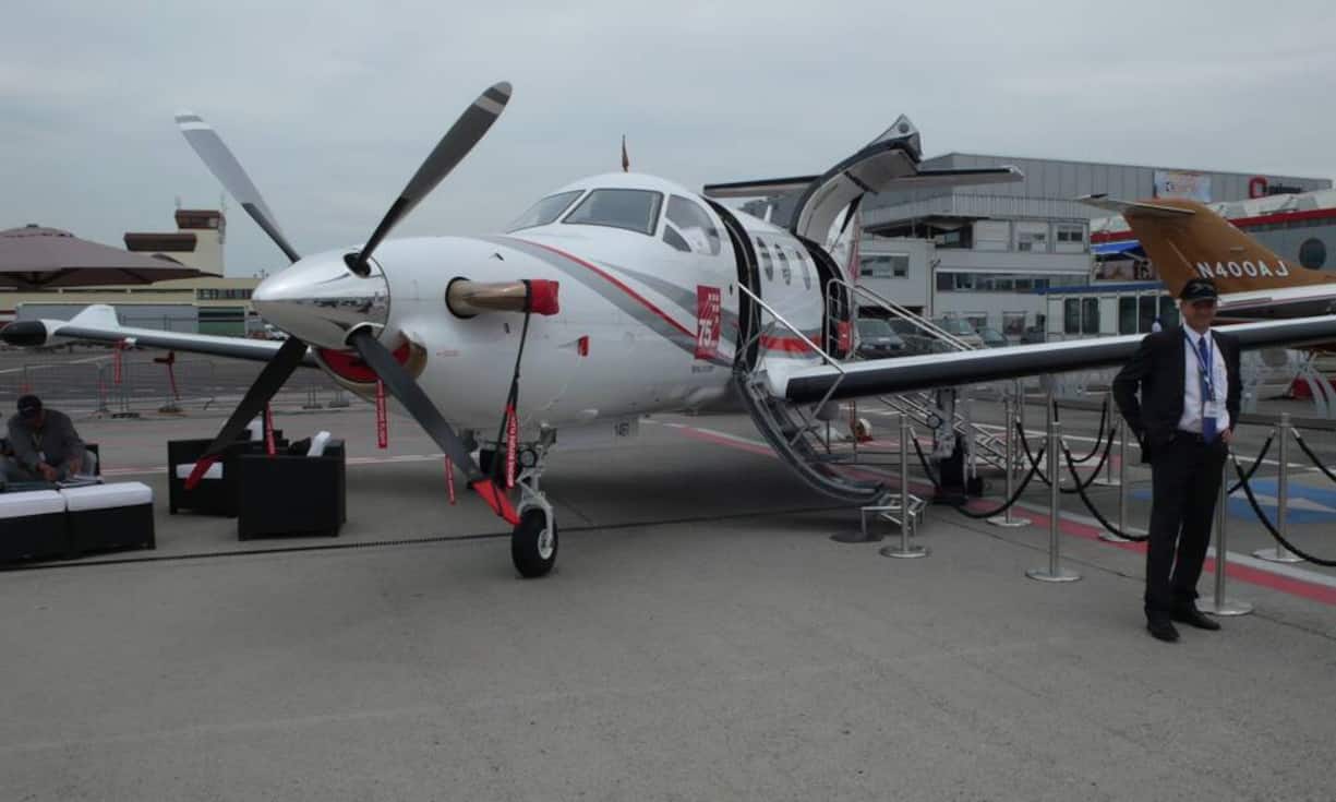 Es gibt auch preiswertere Lösungen: Die Pilatus PC-12 ist für etwa 4 Millionen Franken zu haben.