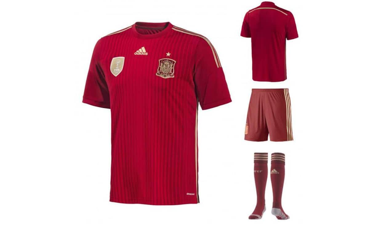 Nett: Spanien: Der aktuelle Weltmeister und einer der Favoriten an dieser WM, ist von Adidas ausgerüstet.