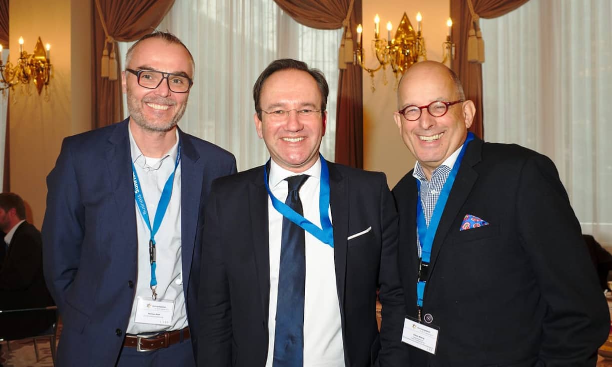 Markus Naef, CCO, Sunrise Communications AG;
Marc Steinkat, Country Manager Switzerland, Commerzbank AG;
Claus Widrig, Geschäftsführer, GWR Gesellschaft für Wirtschaftskommunikation und Repräsentation