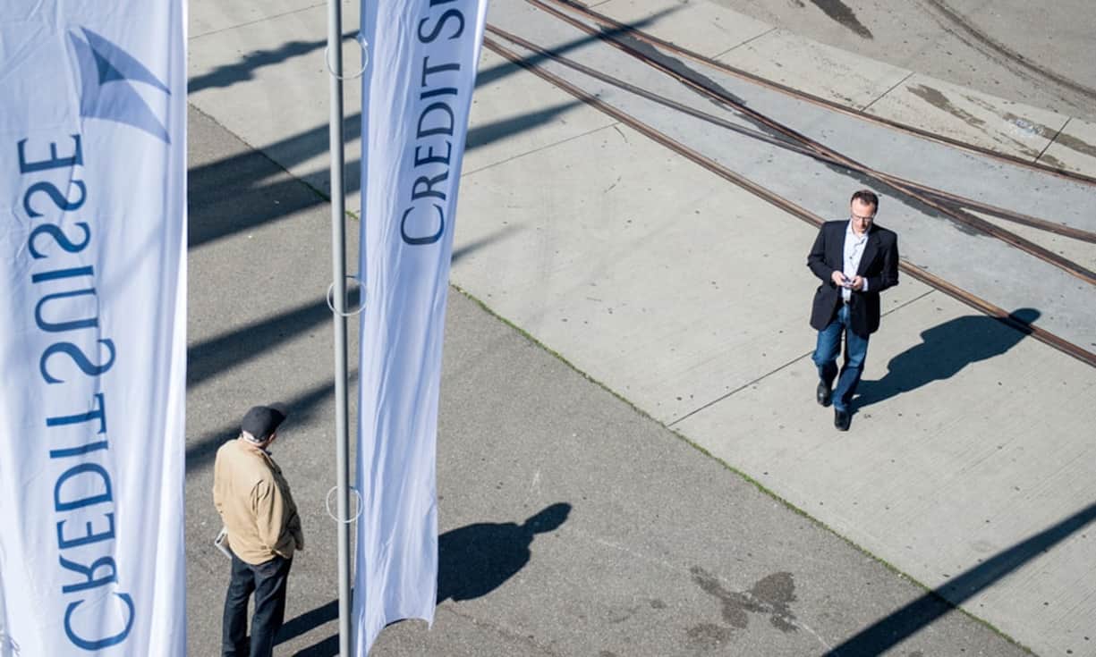 Zweitens will der neue Chef die Vermögensverwaltung und das Private Banking weiter ausbauen. Künftig soll diesem Bereich mehr Kapital zur Verfügung stehen.