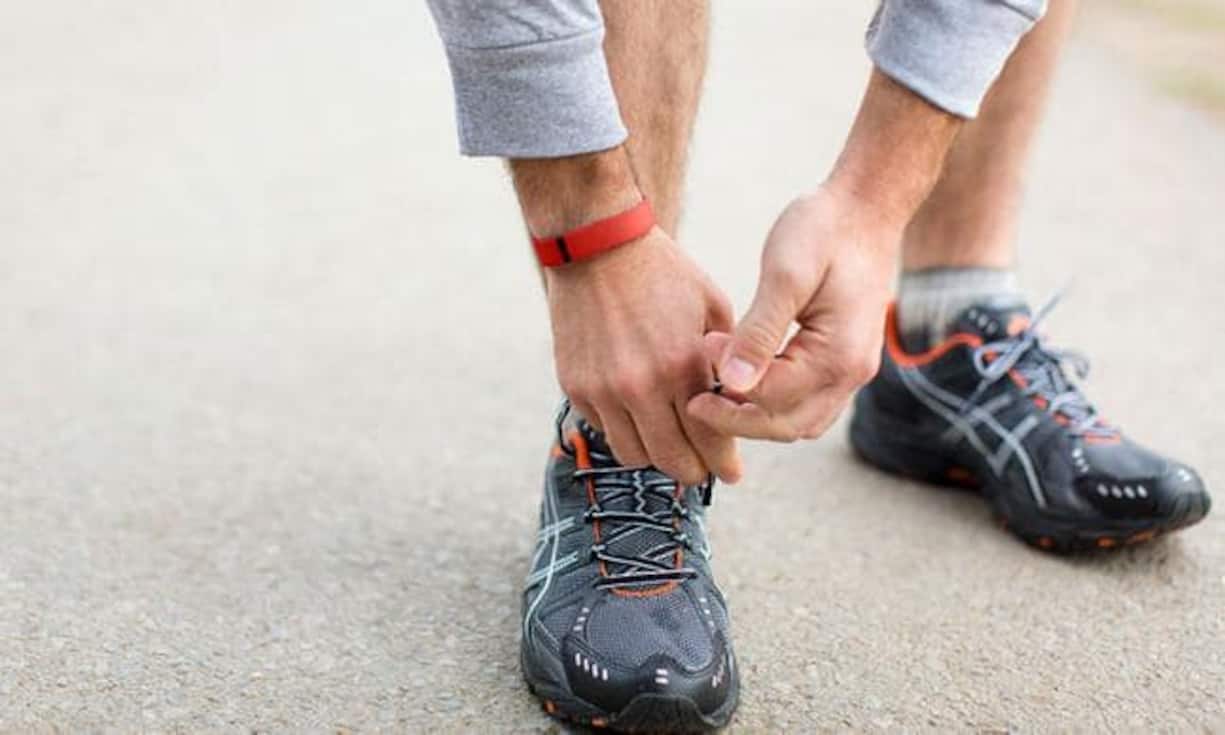 2007
Das Armband «Fitbit», das Gesundheitsdaten sammelt und elektronisch speichert, sorgt für Aufregung im Markt. Die Firma gilt als Wearables-Pionierin.