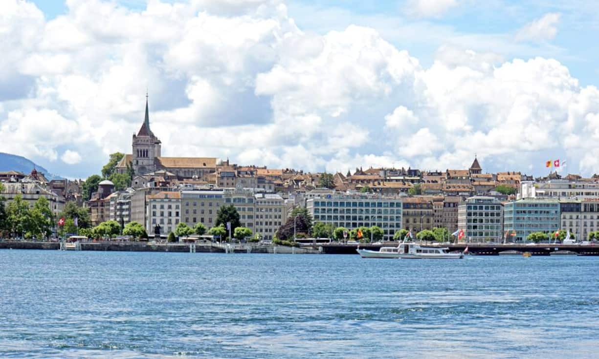 Platz 9: GenfGegenüber dem Vorjahres-Ranking verbesserte sich Genf unter anderem beim Thema Arbeitsmarkt und Wohnen, an Boden verloren hat die Stadt unter anderem bei der Einkaufsinfrastruktur (Vorjahr Platz 9).
Bild: Flickr/CC/Dennis Jarvis