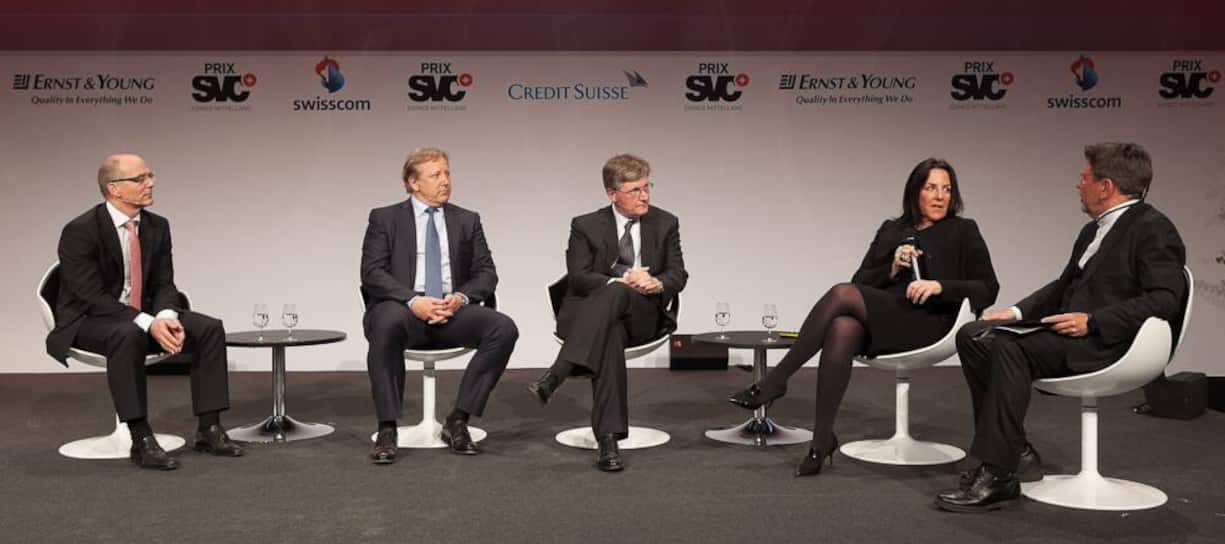 Wirtschaftstalk: Roger Wüthrich-Hasenböhler, Leiter KMU & Mitglied der Konzernleitung Swisscom AG; Hans-Ulrich Meister, Head Private Banking & CEO Region Switzerland, Credit Suisse; Bruno Chiomento, CEO, Ernst & Young AG; Petra Jenner, Country Manager Schweiz; Stephan Klapproth, Moderator