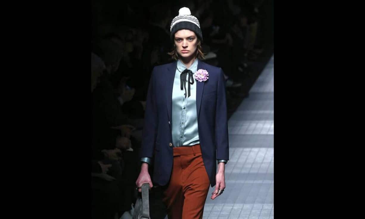 ...oder Schleife und Ansteckblume.