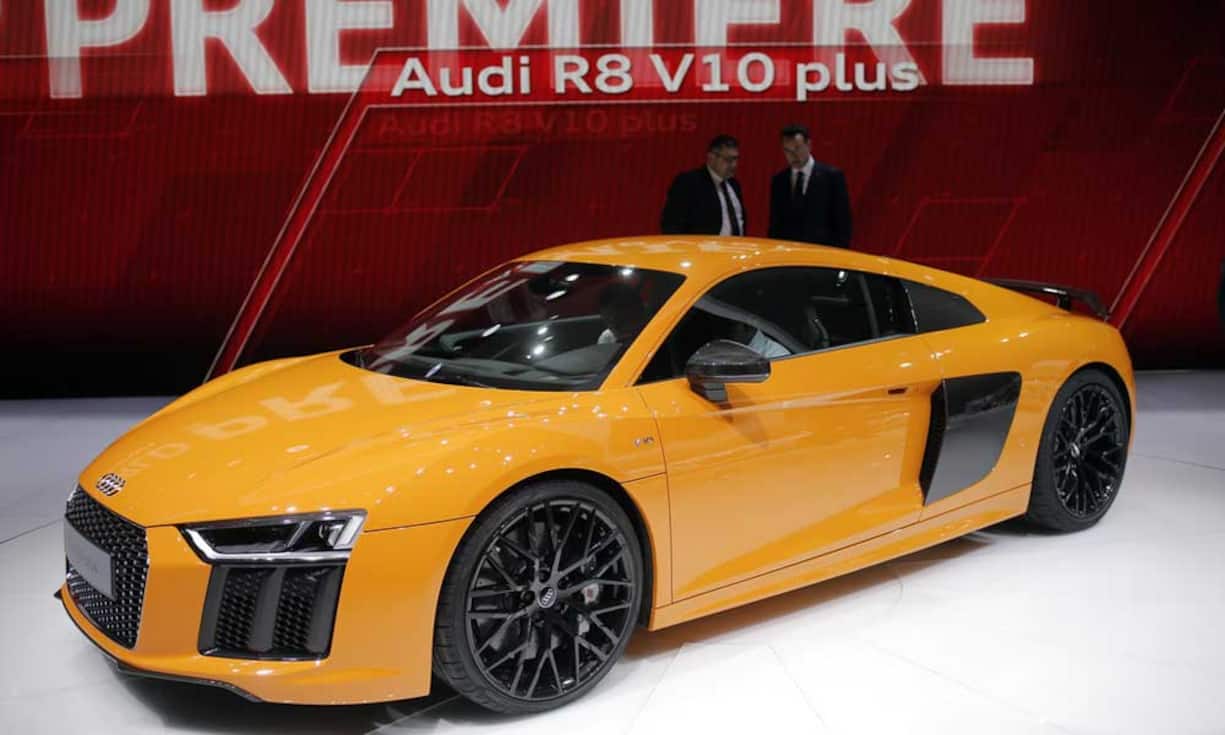 Audi R8 V-10 Plus
Das neueste Modell des R8 V10 wird vorgestellt. Der R8 V10 wurde bereits 2012 als Nachfolger des R8 GT etabliert.